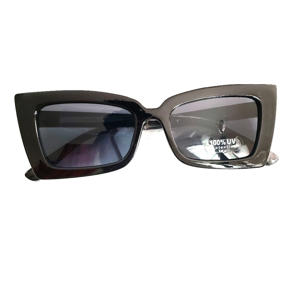 🆕️ Black Cat Eye Sunglasses